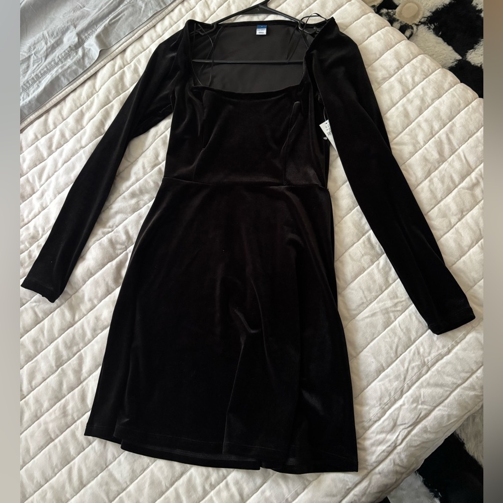 Old Navy Black Long Sleeve Wrap Dress